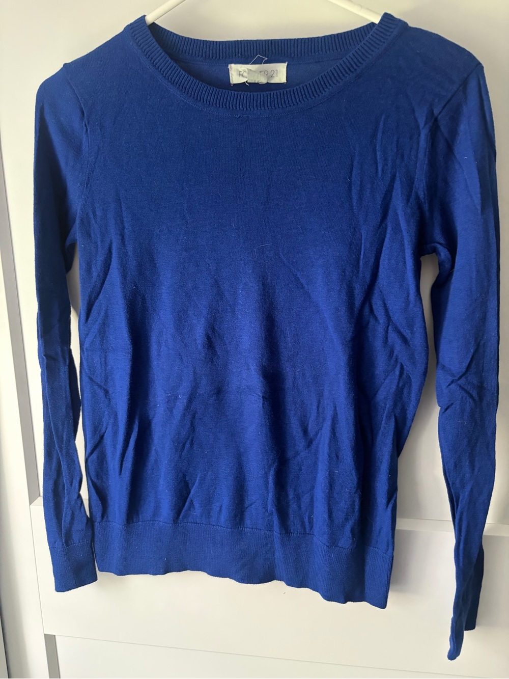 Forever 21 Women's Scoop Neck Sweater in Royal Blue - S